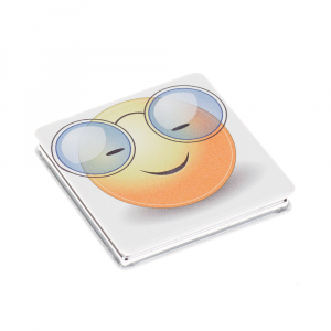 MR-24 DEWAL Зеркало карманное квадратное Смайлик очкарик, 60*60*0,9 мм