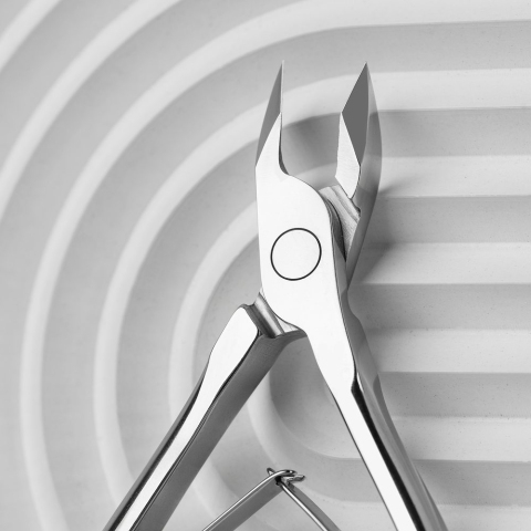 NE-100-7 Кусачки профессиональные для кожи EXPERT, 7 мм