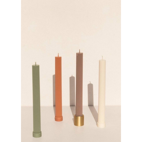 Свеча прямая рифленая 2,5 см/22 см белый