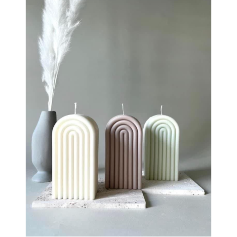 Свеча Радуга 16 см/10 см/4 см бежево-розовый