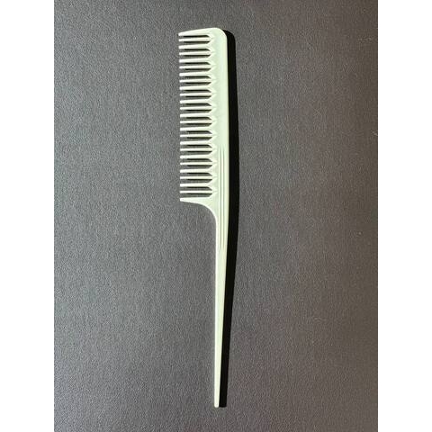 Гребень LUX 11 с карбоновым хвостиком, 210 мм.